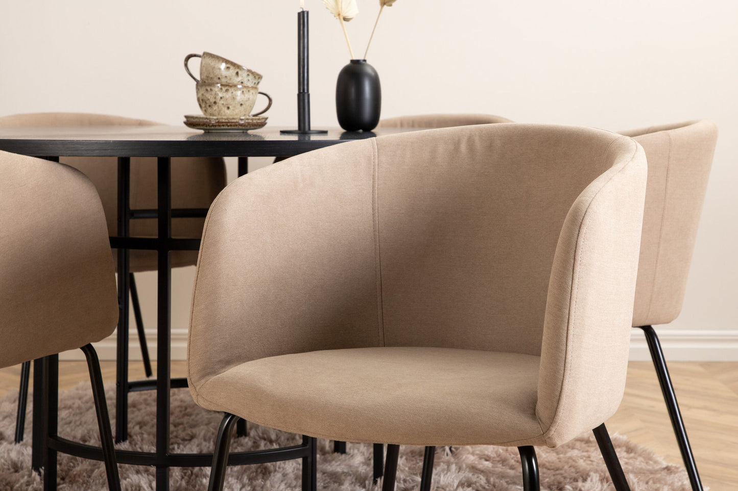Copenhagen Ronde Eettafel en 6 Berit Stoelen Set