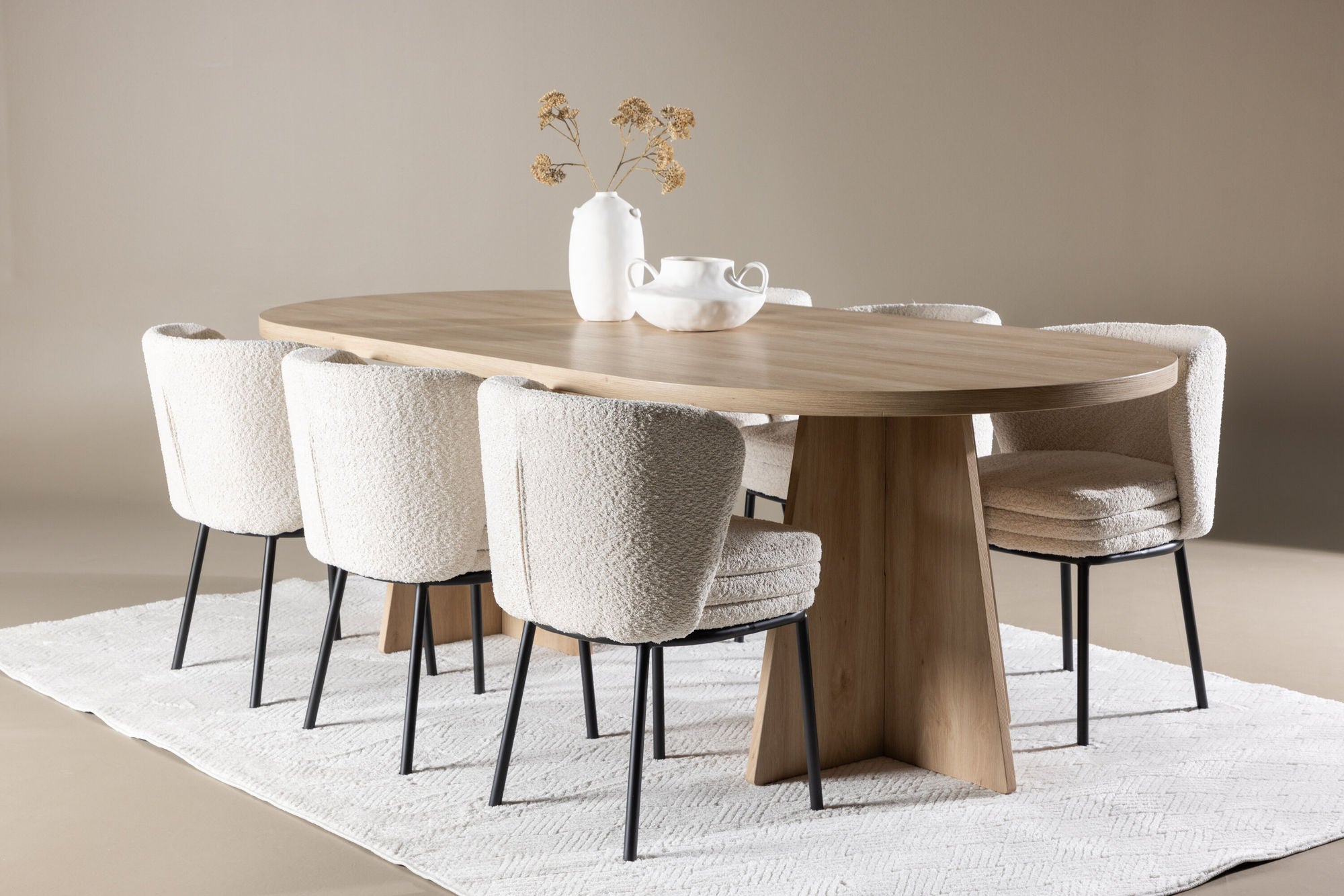 Elara Eetkamerset – Bootcut Tafel & Agnes Stoelen – 230×115 cm