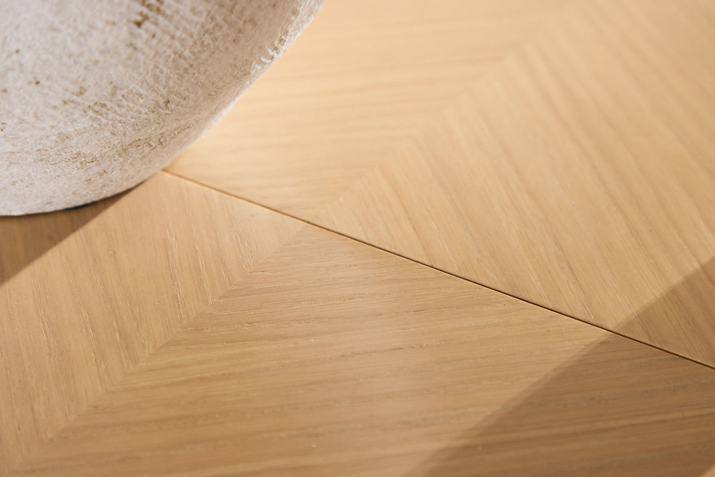 Strada Uitschuifbare Ronde Eettafel – Whitewashed Fineer – Ø120–170 cm